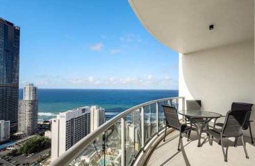 Surfers Paradise Apartment | Zenith Shore - Resort Living above Surfers Paradise