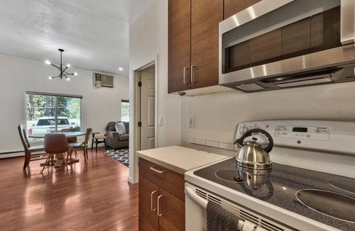 Zephyr Cove Condo | Zephyr Cove first level 1 Bed: close to everything bike, ski, swim!