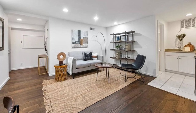 1 bed/1 bath private suite close to Stanford