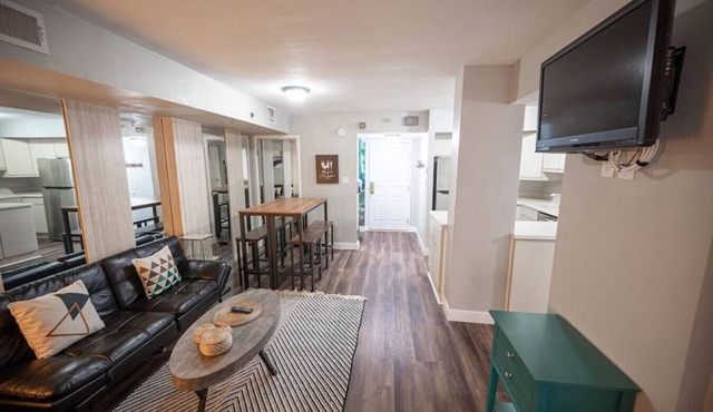 1110 · Stay Together on The Strip - 3 Bedroom Condo