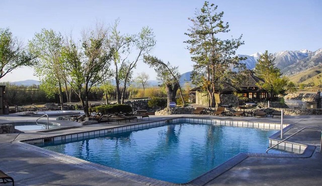 2 Units | Elegant Tahoe Escape | Natural Hot Springs & Scenic Mountains