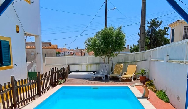 3 bedroom villa - Private pool, close to the beach, nature and Lisbon, Wi-Fi