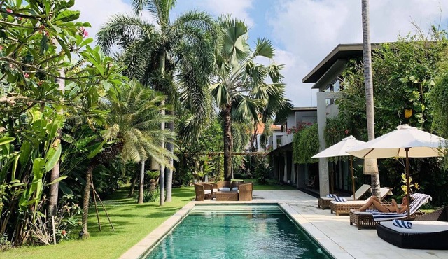 4 bedroom villa @Heart of Seminyak