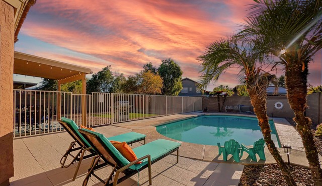 4BR w pool, fire pit, near stadiums