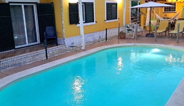 5-bedroom villa, private pool, near the beach and Lisbon (WI-Fi)