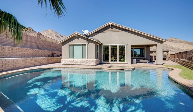 6 Mi to Red Rock Canyon! Gem w/Mtn & Valley Views