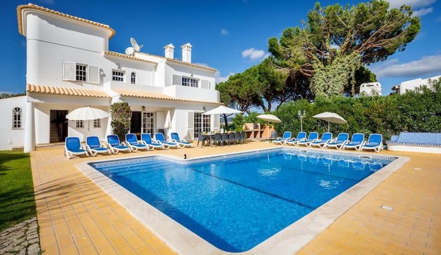7 Bedroom Private Villa Tenazinha II, with pool