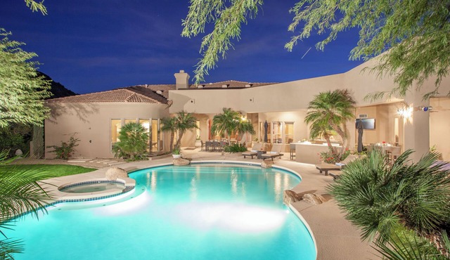 A Premier North Scottsdale Estate Designed for Entertaining