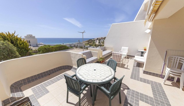 A08- Magnolia Sea View Apartment