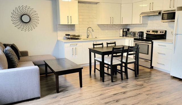 Adorable 2-bedroom basement suite
