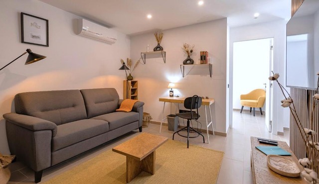 Amazing 3BDR Duplex in Lisbon by LovelyStay