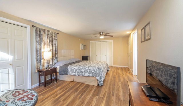 Amazing place! Near Kings/Sequoia/WiFi/Fridge/Coffee/Microwave/Outdoor Seating!