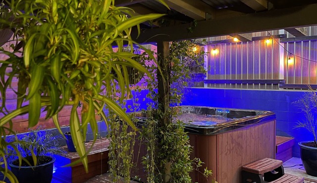 An "Endless Summer, Surfer's Paradise" Awaits