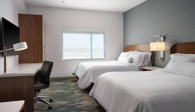 Anaheim Stay Near Disneyland | 3 Units w/Kitchen & Pool Access | Pets Allowed