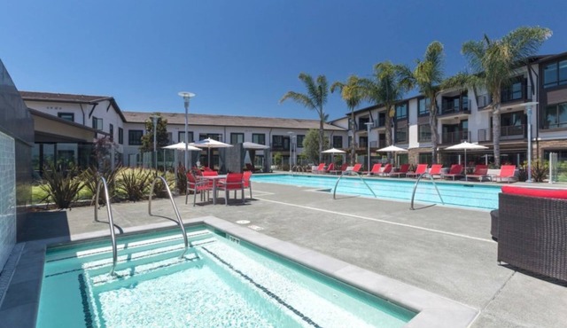Anton 1101 2BR – Family Stay w/Pool, Fire Pit & Gym