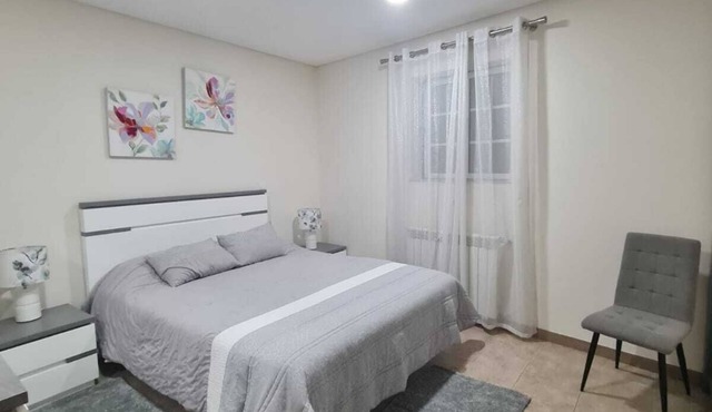 Apartamento T3 para Alugar - Zona Rural com Garagem Fechada e Churrasqueira
