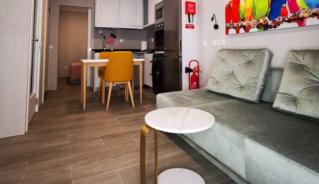 Apartment 'Apartamento Ms' with Wi-Fi and Air Conditioning