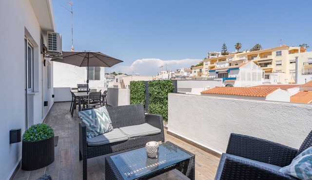 Apartment 'Casa Terrace' with Private Terrace, Wi-Fi and Air Conditioning