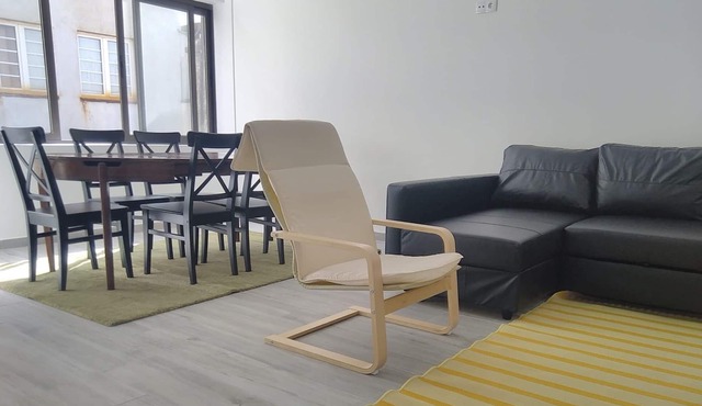 Apartment 'Miramar Apartamento 1º Andar' with Sea View, Wi-Fi and Air Conditioning