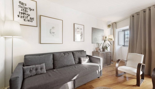 Apartment 'Rio Alcântara' with Private Terrace, Balcony and Wi-Fi
