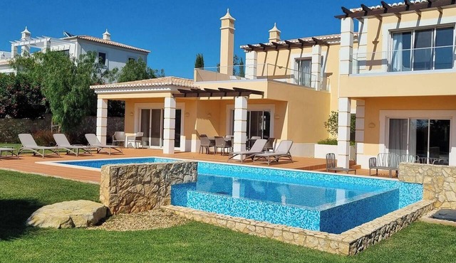 Apartment 'Villa Premium' with Mountain View, Wi-Fi and Air Conditioning