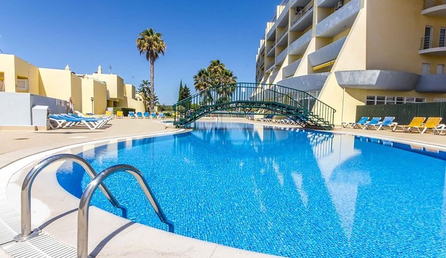 Apt. Casa Murrin, in a peaceful and secure complex with pool