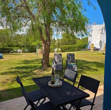 APT QUINTA PARAÍSO - Swimming Pool & Garden