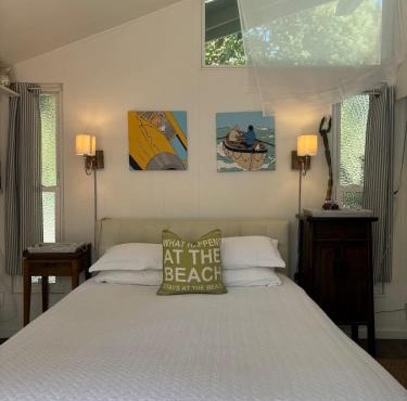 Aptos Coastal Studio Walk to Beach and Private Patio