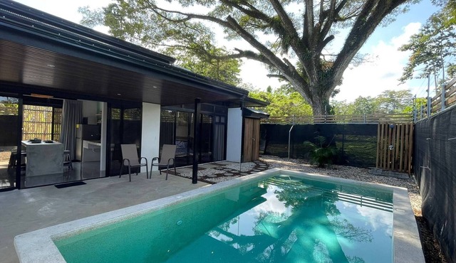 Ashley’s Beach House · 5 min from Cahuita Park