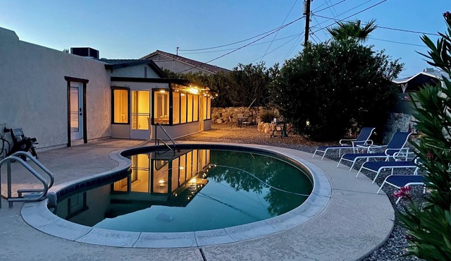 Awesome Location! Private pool HOME- 3 bedroomsWiFi-AC; 3min to Marina-Launch