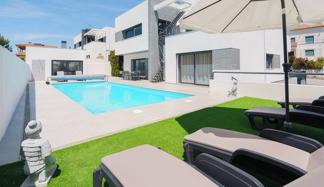 Azura Villa with private pool