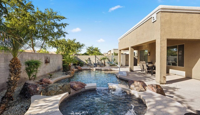 Backyard Oasis - HTD Pool Hot Tub - Spring Training - 5BR Single Level Home