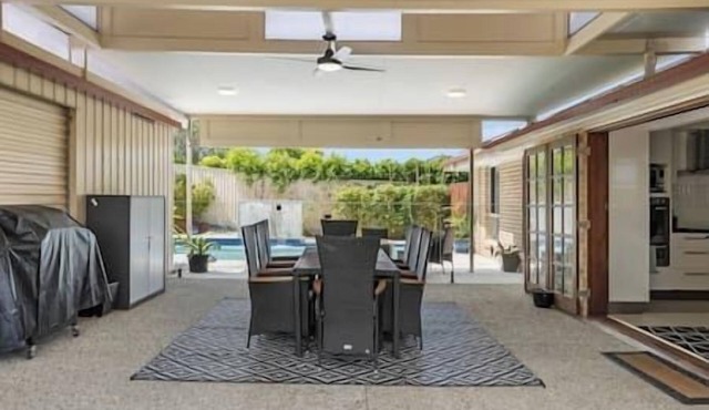 Banksia Beauty - Family Home with pool
