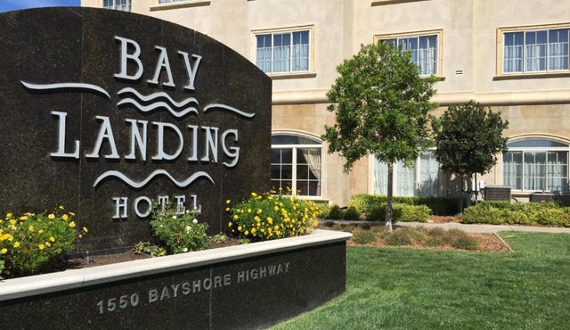 Bay Landing Hotel