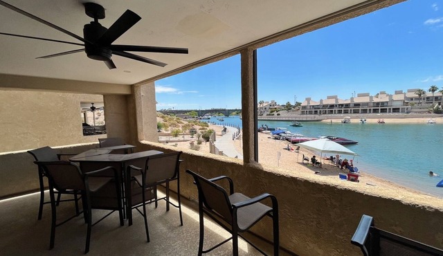 Beach Front Condo In Beautiful Lake Havasu Arizona