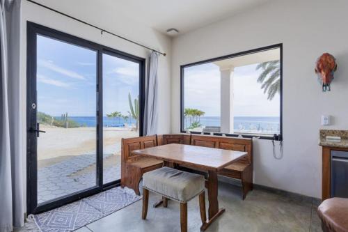 Beachfront Pool, Rooftop Views & Baja Sunrise