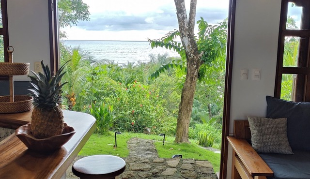 Beautiful Beachfront Cottage 3 bed 3 bath