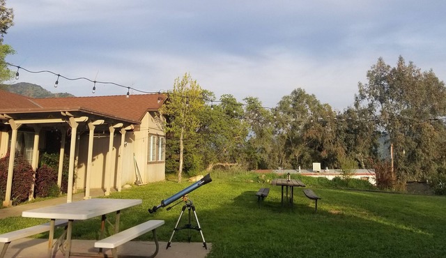 Beautiful modern 3 bed/2 bath house near Sequoia National Park