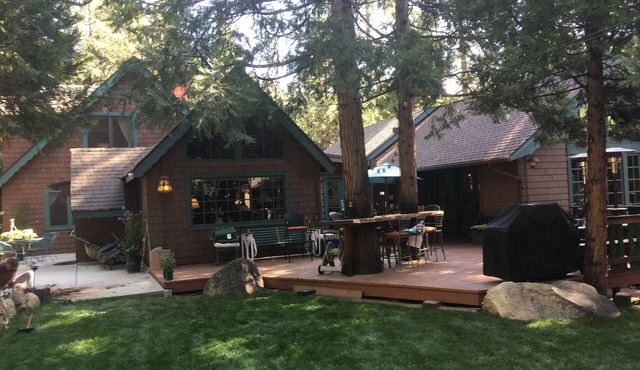 Beautiful Mountain Home and Wedding Venue