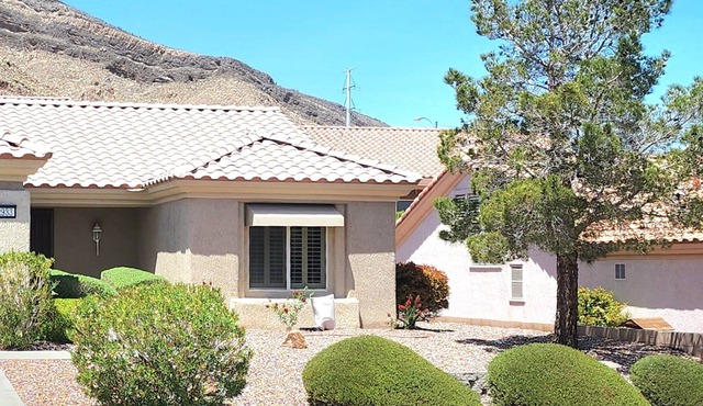 Beautiful Sun City Summerlin " Del Webb " 55+ Age-Restricted Community