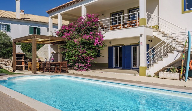 Beautiful Two-Storey Surf Villa Near Arrifana & Monte Clérigo
