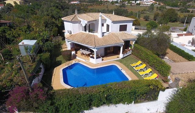 Beautiful villa with pool and garden - Casa Adriana
