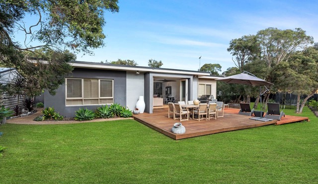 Bella Rye by Ready Set Stay - Pet friendly and close to the beach