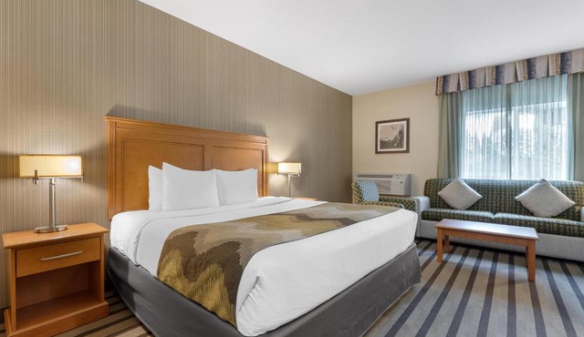 Best Western King George Inn & Suites