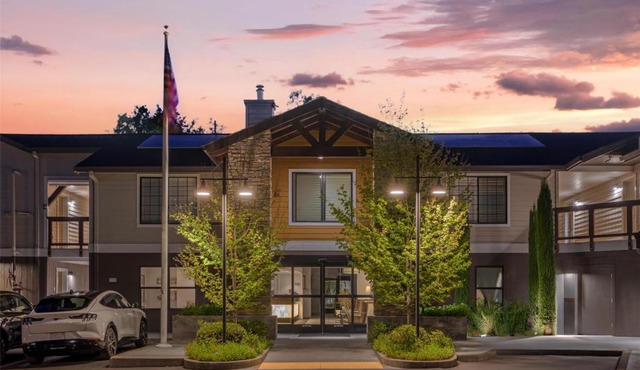 Best Western Plus Stevenson Manor