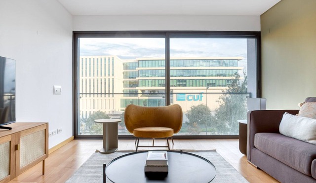 Blueground | Alcântara,fully furnished