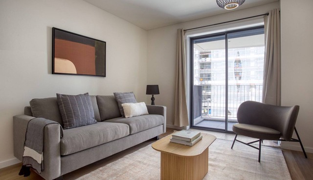 Blueground | Lumiar, rooftop pool, fully furnished
