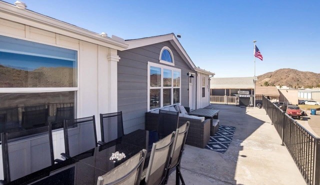 @BRAND NEW HOME BEST AMENITIES IN PARKER@ AMAZING VIEWS FULLY STOCKED HOME