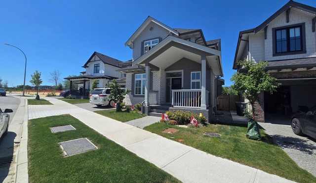 Brand new private suite in willoughby