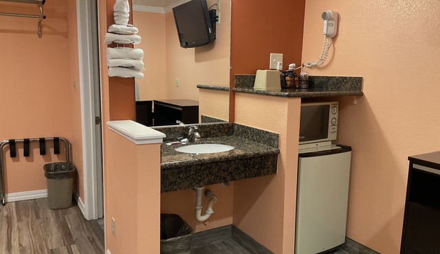 Budget Motel
